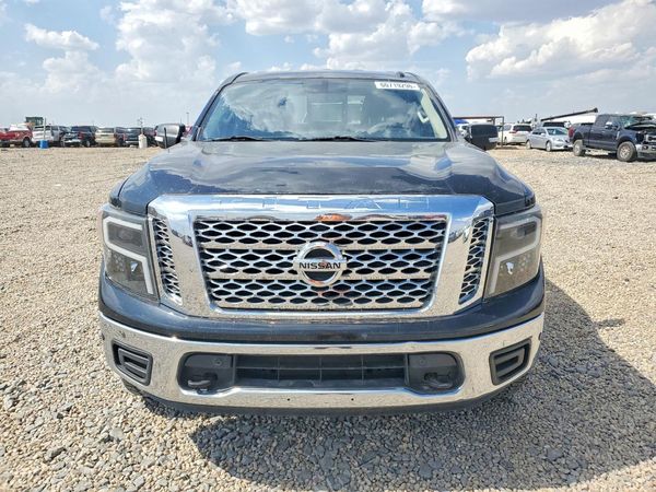 2019 NISSAN TITAN
