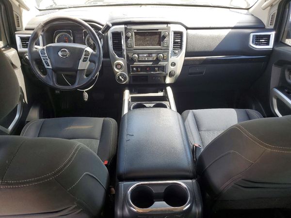 2019 NISSAN TITAN