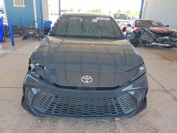 2025 TOYOTA CAMRY