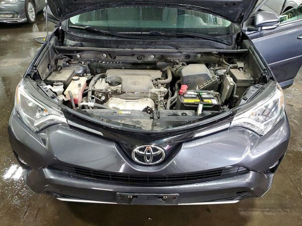 2016 TOYOTA RAV4 XLE (M Grade)
