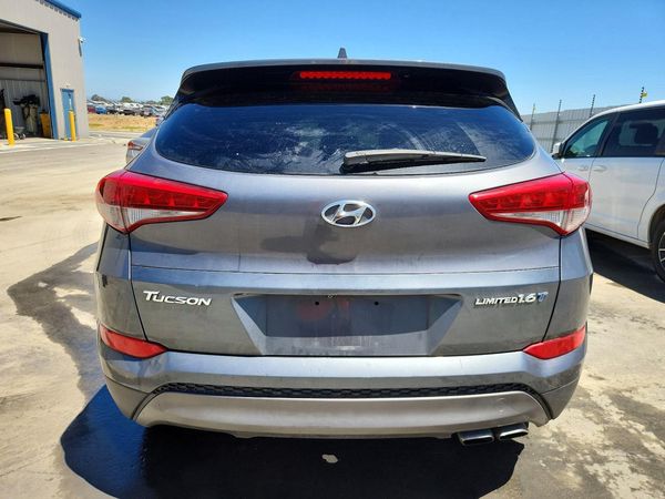 2016 HYUNDAI TUCSON