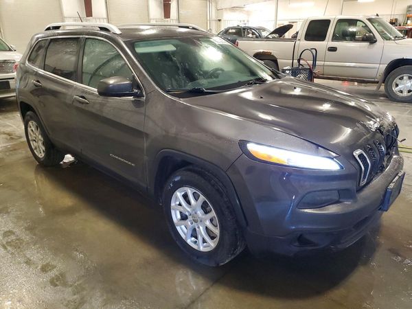 2015 JEEP CHEROKEE LATITUDE 4X4