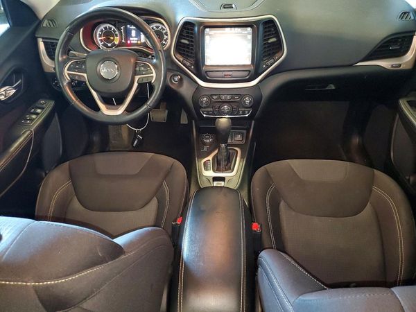 2015 JEEP CHEROKEE LATITUDE 4X4