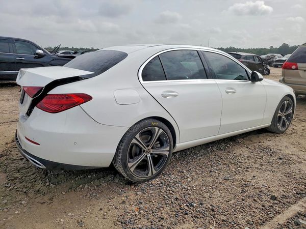 2024 MERCEDES-BENZ C C300