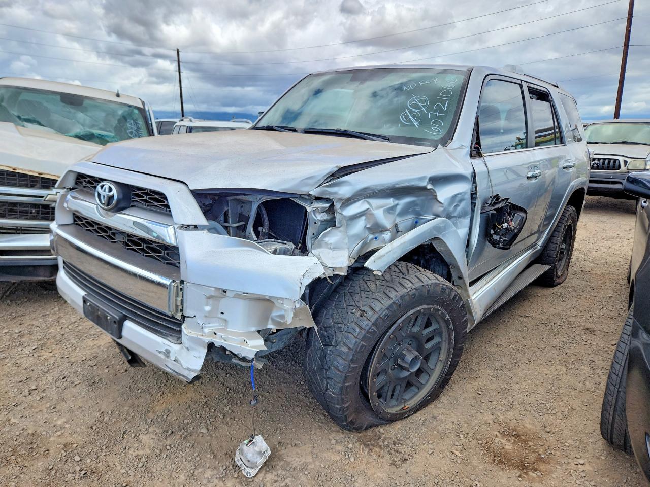 2018 TOYOTA 4RUNNER — Front 3/4
