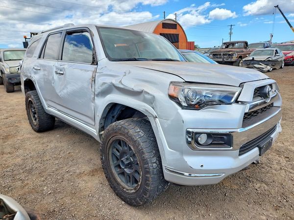 2018 TOYOTA 4RUNNER — Passenger 3/4