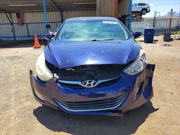 2012 HYUNDAI ELANTRA