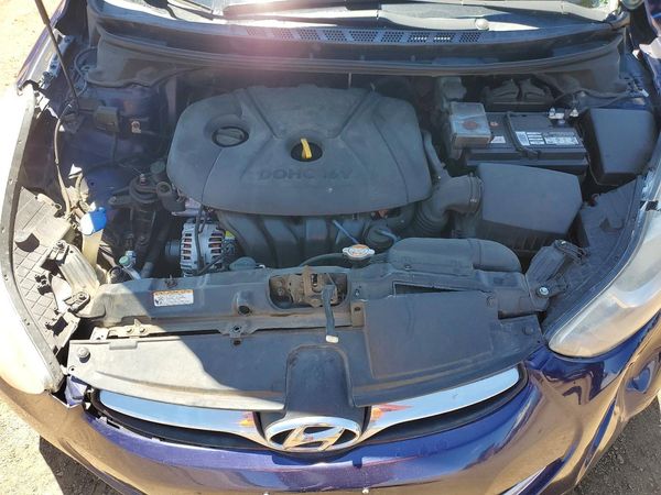 2012 HYUNDAI ELANTRA
