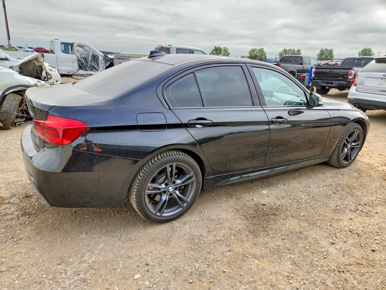 2018 BMW 330 xDrive SA