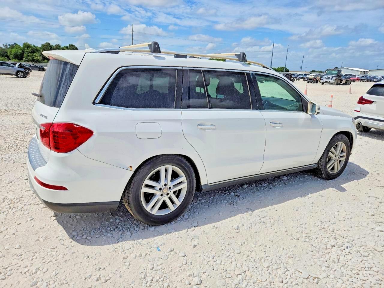 2015 MERCEDES-BENZ GL GL350 BLUETEC 4MATIC