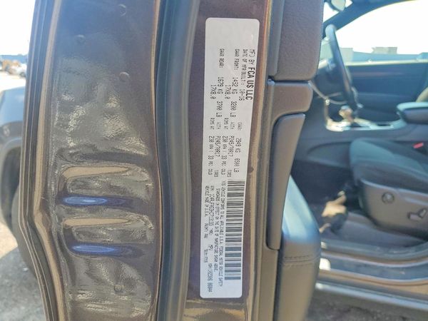 2017 JEEP GRAND CHEROKEE Laredo