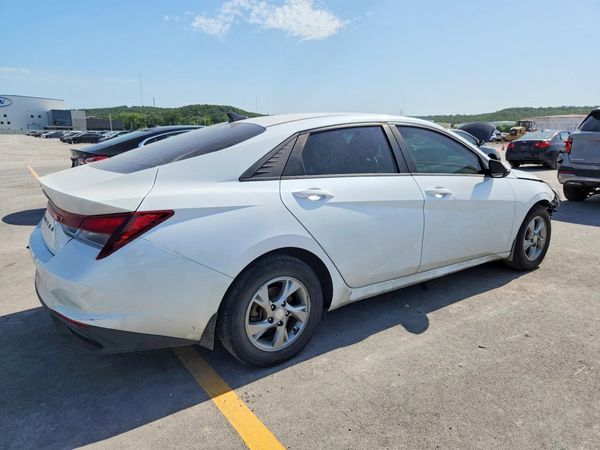 2022 HYUNDAI ELANTRA