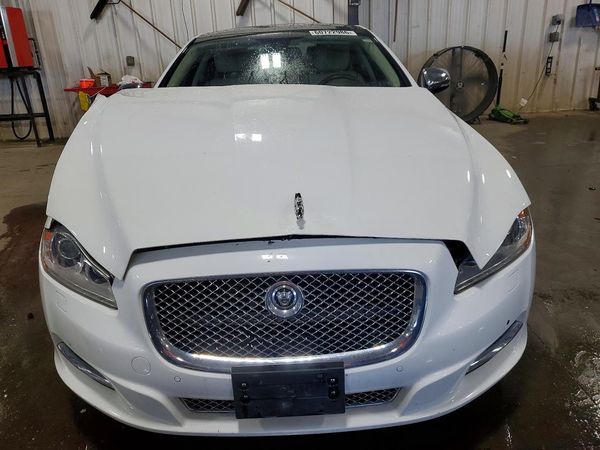 2013 JAGUAR XJ XJL Portfolio