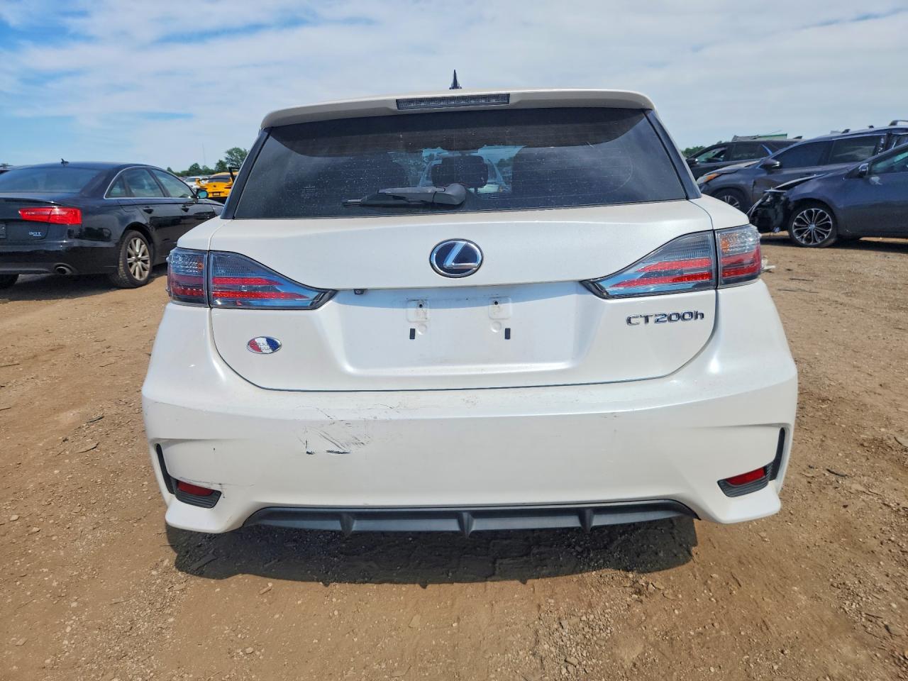 2015 LEXUS CT 200h