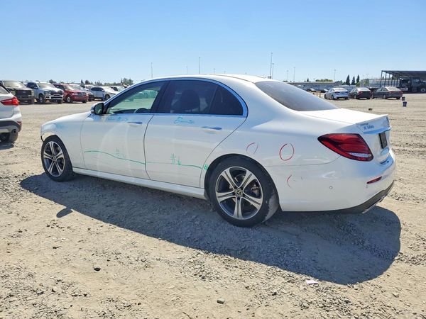 2018 MERCEDES-BENZ E E300