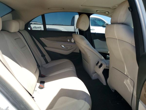2018 MERCEDES-BENZ E E300