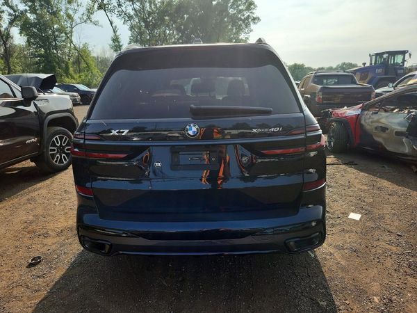 2026 BMW X7 xDrive40i