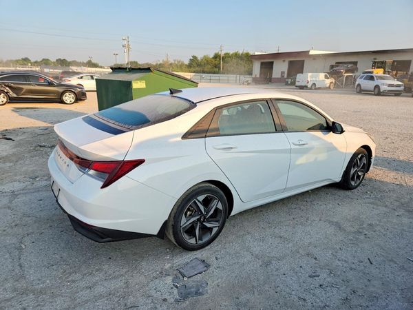 2023 HYUNDAI ELANTRA SEL w/Convenience Pkg