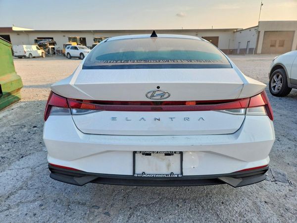 2023 HYUNDAI ELANTRA SEL w/Convenience Pkg