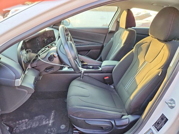 2023 HYUNDAI ELANTRA SEL w/Convenience Pkg