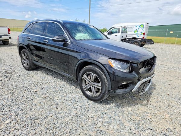 2018 MERCEDES-BENZ GLC