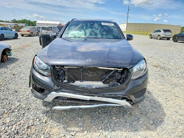 2018 MERCEDES-BENZ GLC