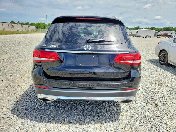 2018 MERCEDES-BENZ GLC