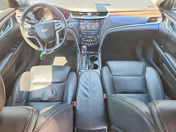 2016 CADILLAC XTS Luxury