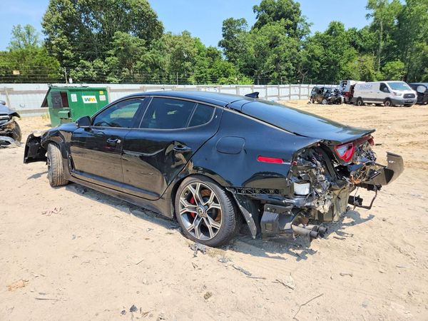 2018 KIA STINGER