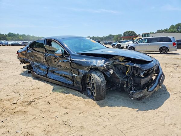 2018 KIA STINGER