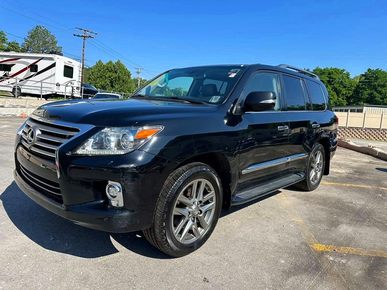 2015 LEXUS LX 570