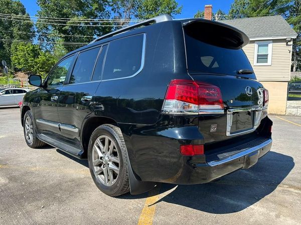 2015 LEXUS LX 570