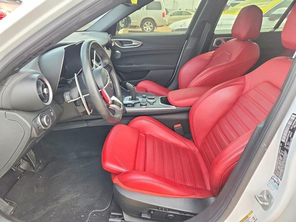 2024 ALFA ROMEO GIULIA TI AWD