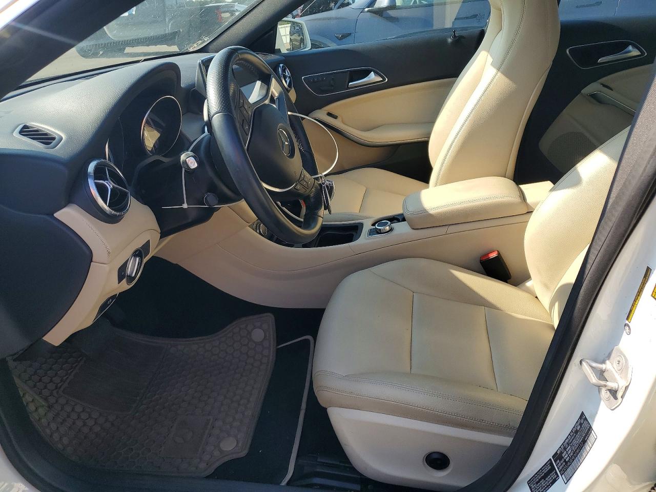 2014 MERCEDES-BENZ CLA CLA250 4MATIC