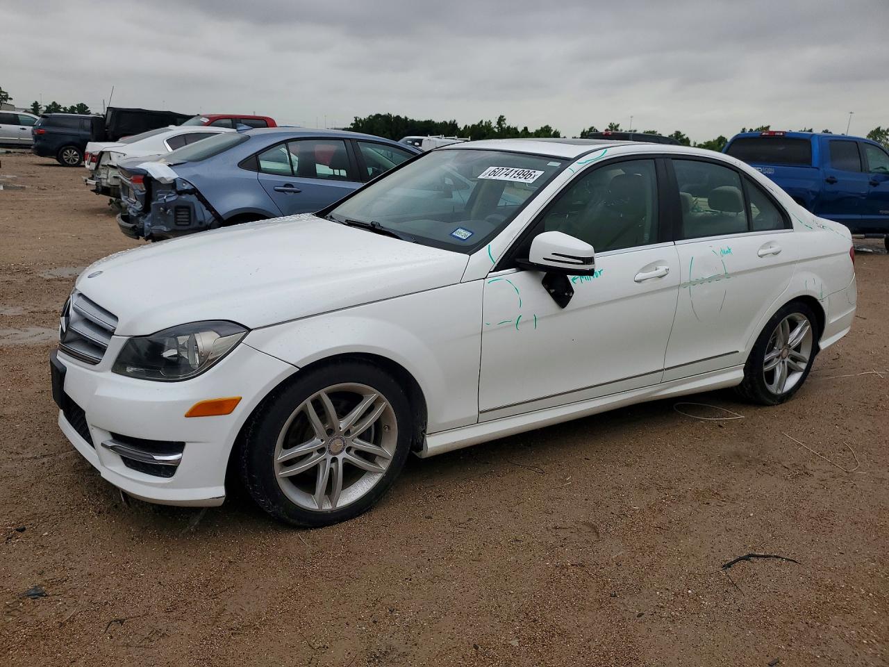 2013 MERCEDES-BENZ C C250