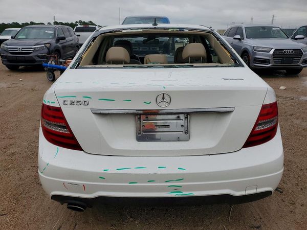 2013 MERCEDES-BENZ C C250