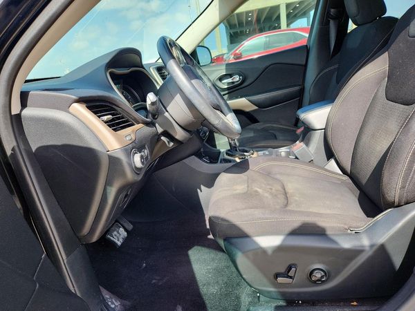 2017 JEEP CHEROKEE