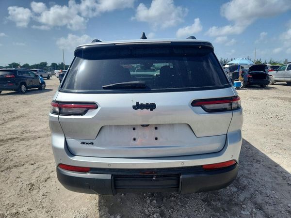 2023 JEEP GRAND CHEROKEE Laredo, Altitude