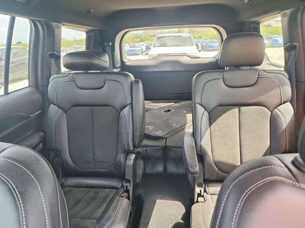 2023 JEEP GRAND CHEROKEE Laredo, Altitude