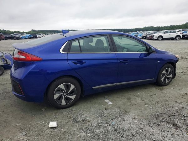 2019 HYUNDAI IONIQ SEL (HEV)