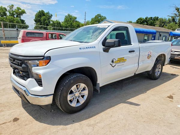 2022 CHEVROLET SILVERADO Work Truck — Front 3/4