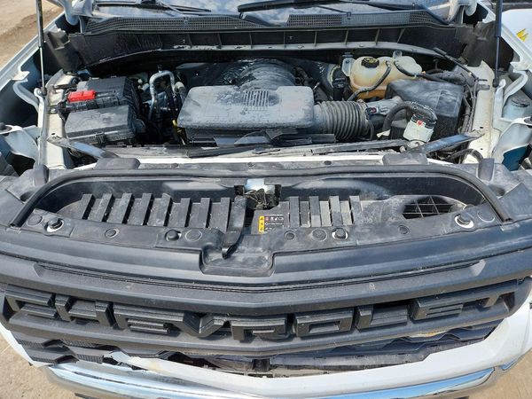 2022 CHEVROLET SILVERADO Work Truck — Engine bay