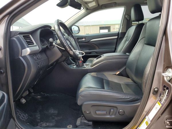 2019 TOYOTA HIGHLANDER SE/XLE
