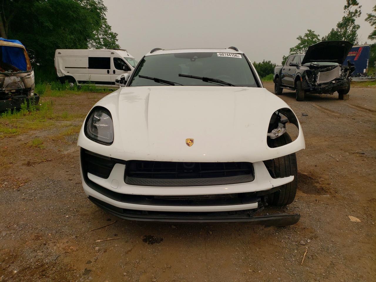2022 PORSCHE MACAN