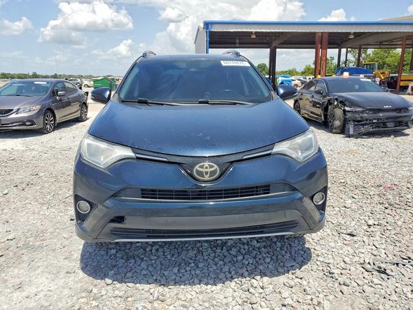 2018 TOYOTA RAV4 Adventure/XLE