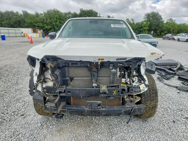 2023 NISSAN FRONTIER