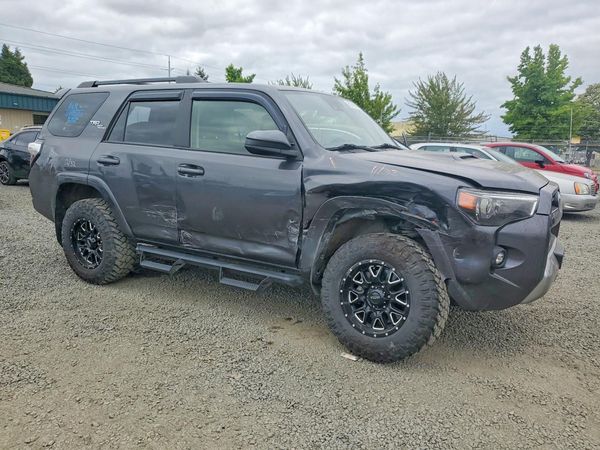 2023 TOYOTA 4RUNNER TRD offroad
