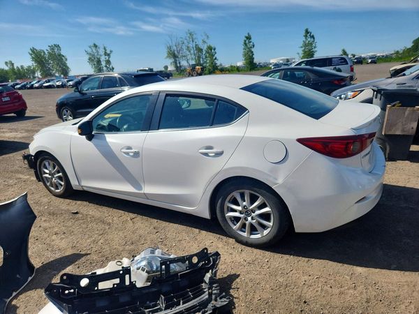 2014 MAZDA 3 Touring/GS
