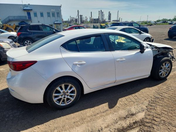 2014 MAZDA 3 Touring/GS