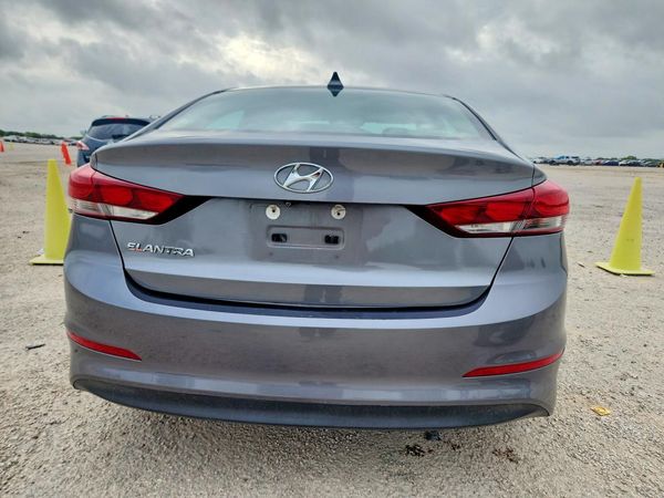2018 HYUNDAI ELANTRA